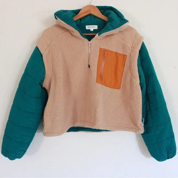 Veveret Colorblock Quilted Fleece Pullover - Picture 1 of 5